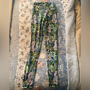 OFFLINE by Aerie Floral Patterned Leggings